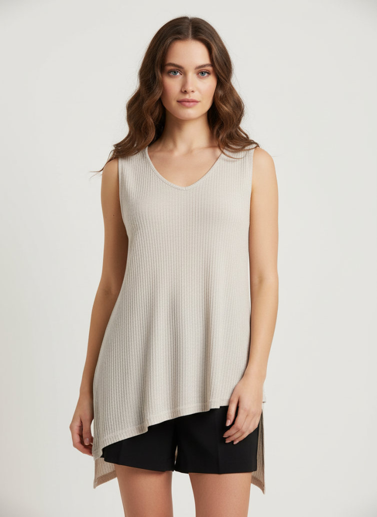 Γυναικεία Αμάνικη Μπλούζα σε Μπεζ – Viscose Blend με Ασύμμετρο Κόψιμο