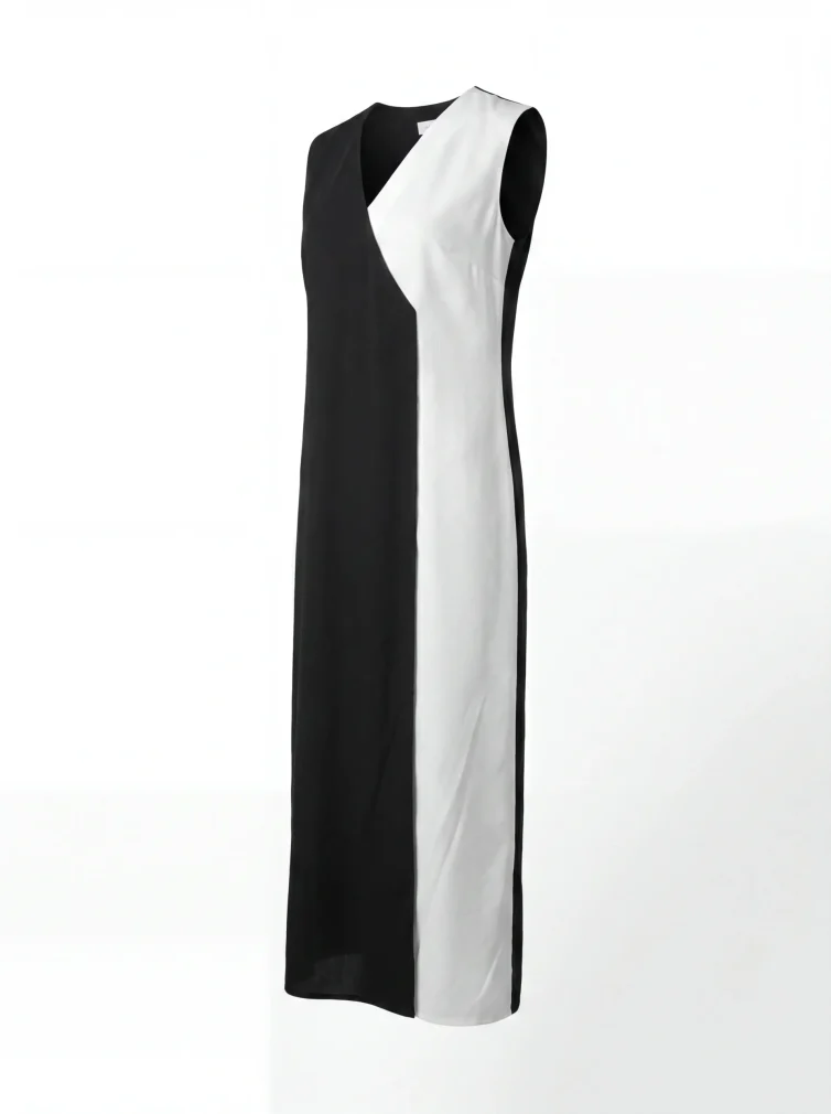 Women’s Black & White Kaftan – 100% Viscose with Shoulder Pads