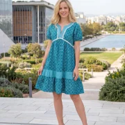 Γυναικείο Φόρεμα 100% Cotton – Teal Printed με V‑Λαιμόκοψη & Κοντά Μανίκια
