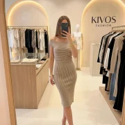 Ελαστικά Μοντέρνα Φορέματα Off‑Shoulder με Ριγέ Υφή & Κομψή Εφαρμογή
