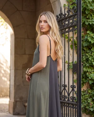 Καλοκαιρινό Φόρεμα Μακρύ με Τιράντα Modal–Polyester & Αυξομείωση – Colorblock Chic